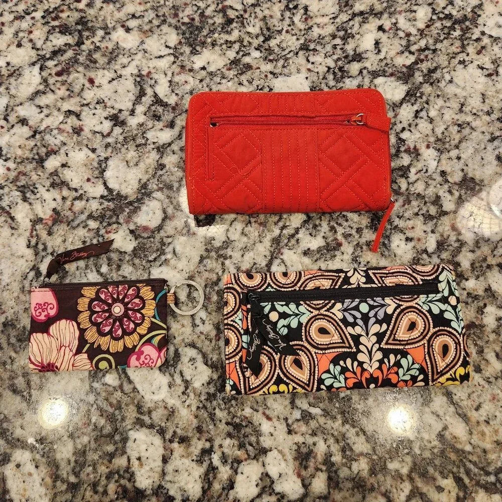 LOT OF 3 Vintage VERA BRADLEY Wallet Zip Around Card Holder Retired Minor Wear - Picture 2 of 9